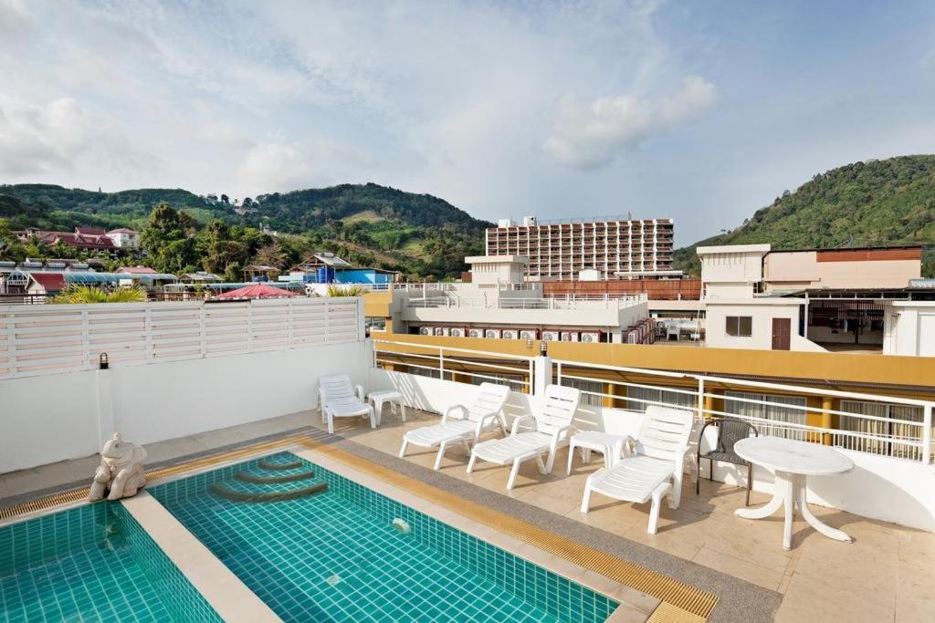 Garden Phuket Hotel Patong Bagian luar foto
